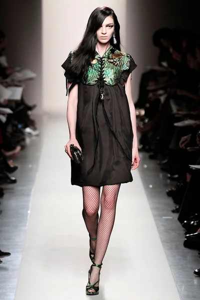 Look 34